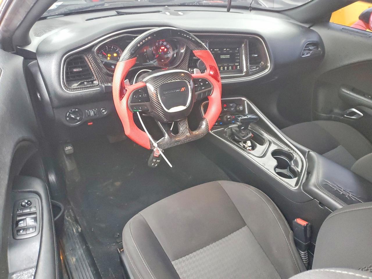 2019 Dodge Challenger R - zdjęcie 8