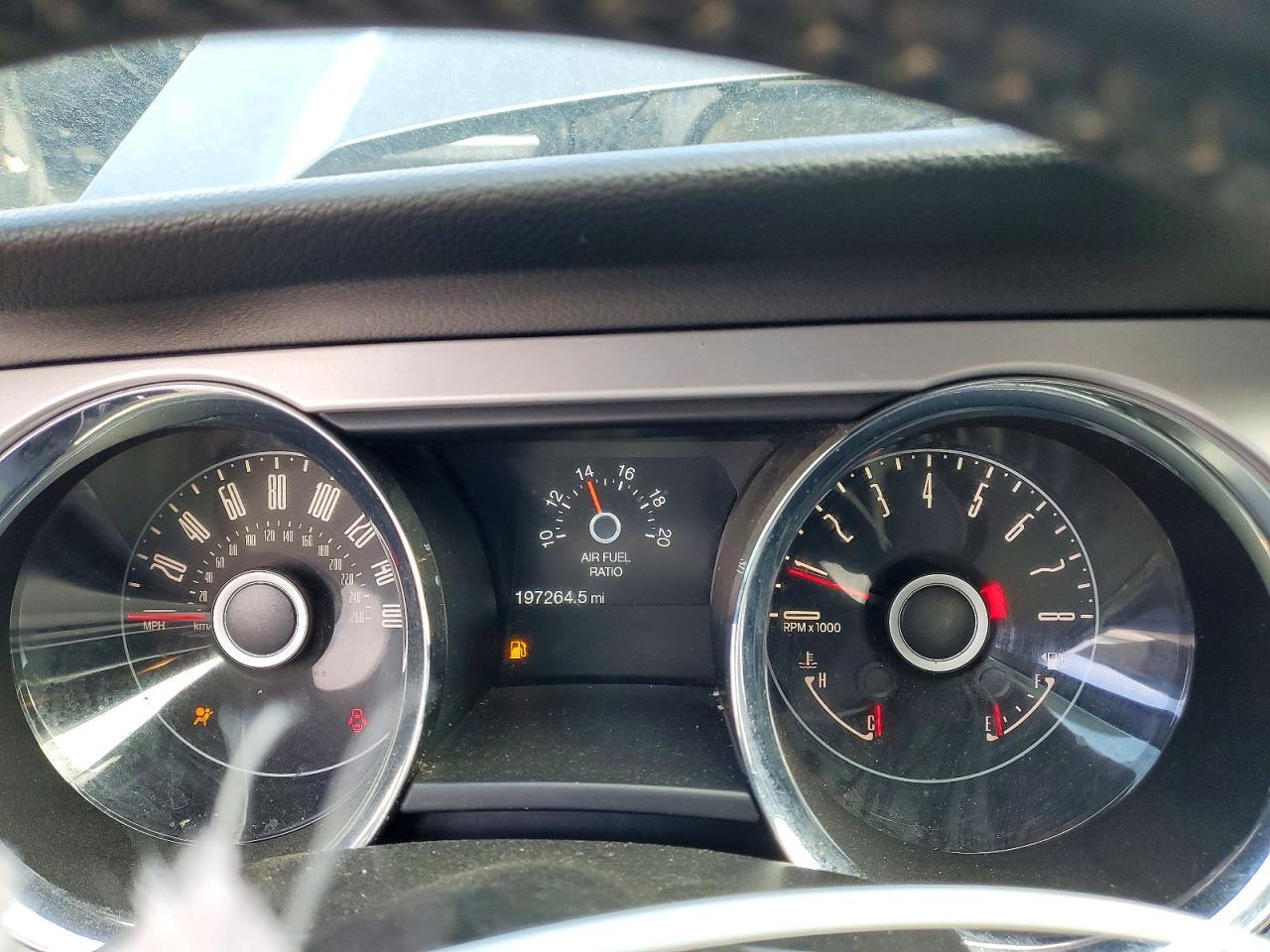 2014 Ford Mustang - zdjęcie 9