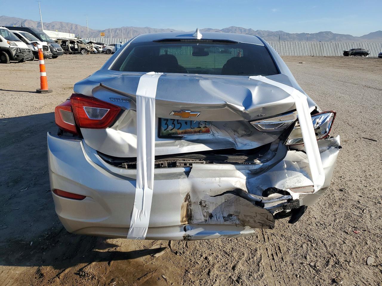 2018 Chevrolet Cruze Lt - zdjęcie 6