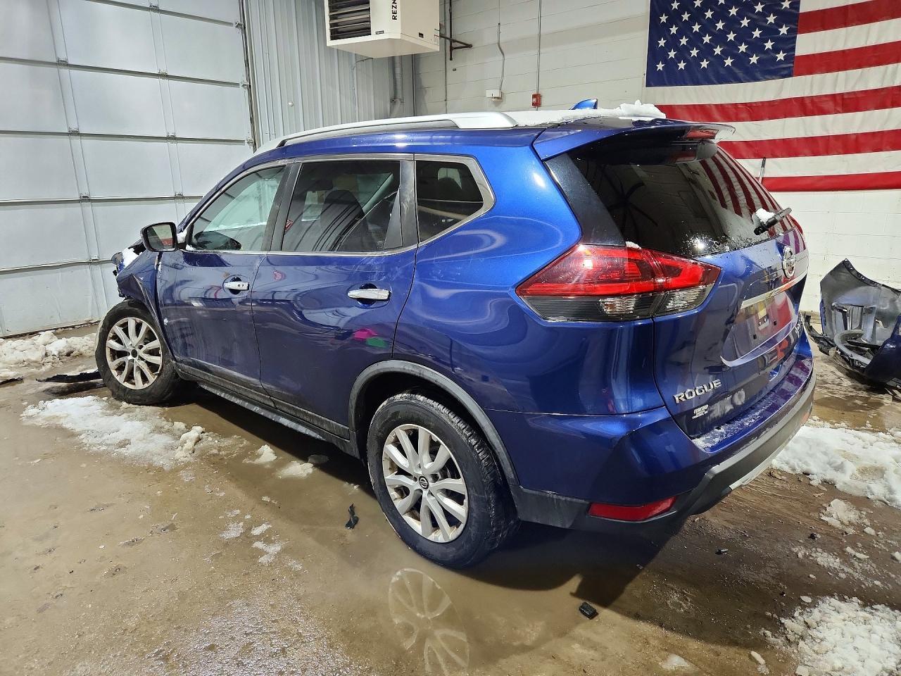 2018 Nissan Rogue Sv - zdjęcie 2