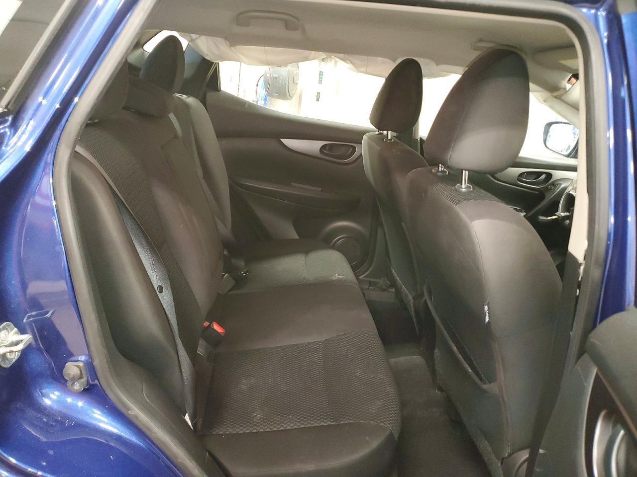 2018 Nissan Rogue Sport S - zdjęcie 11