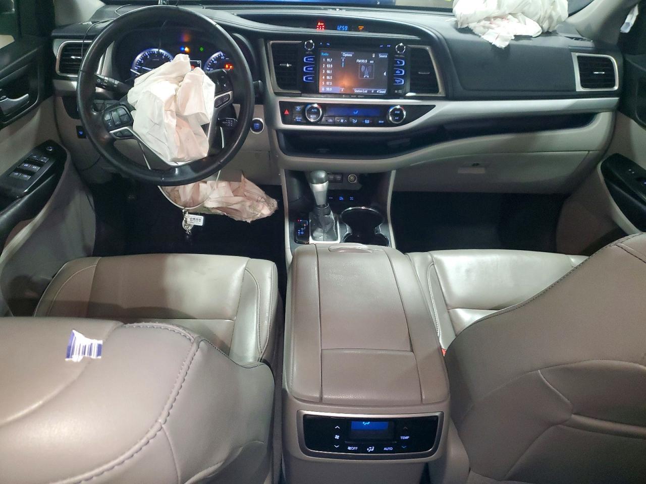 2018 Toyota Highlander Xle - zdjęcie 8