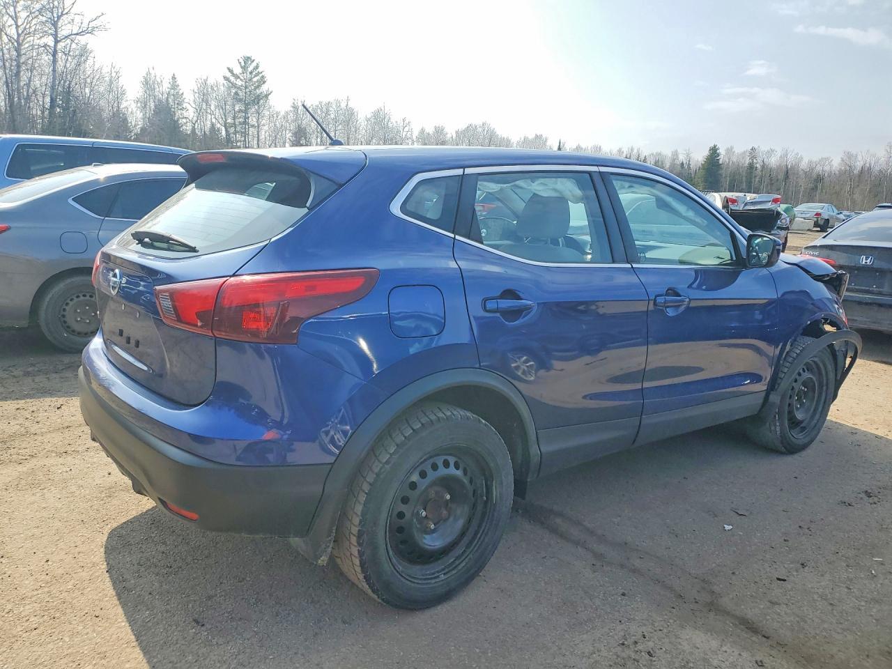 2017 Nissan Rogue Sport S - zdjęcie 3