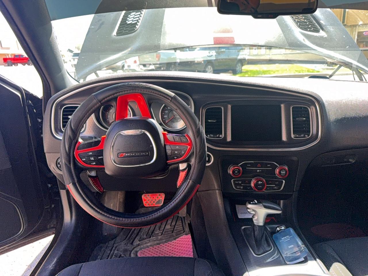 2015 Dodge Charger R - zdjęcie 9