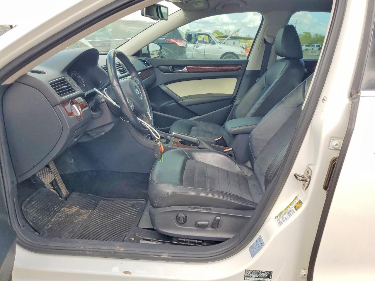 2013 Volkswagen Passat Sel - zdjęcie 7