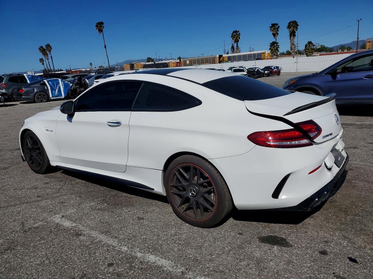 2021 Mercedes-Benz C 63 Amg - zdjęcie 2