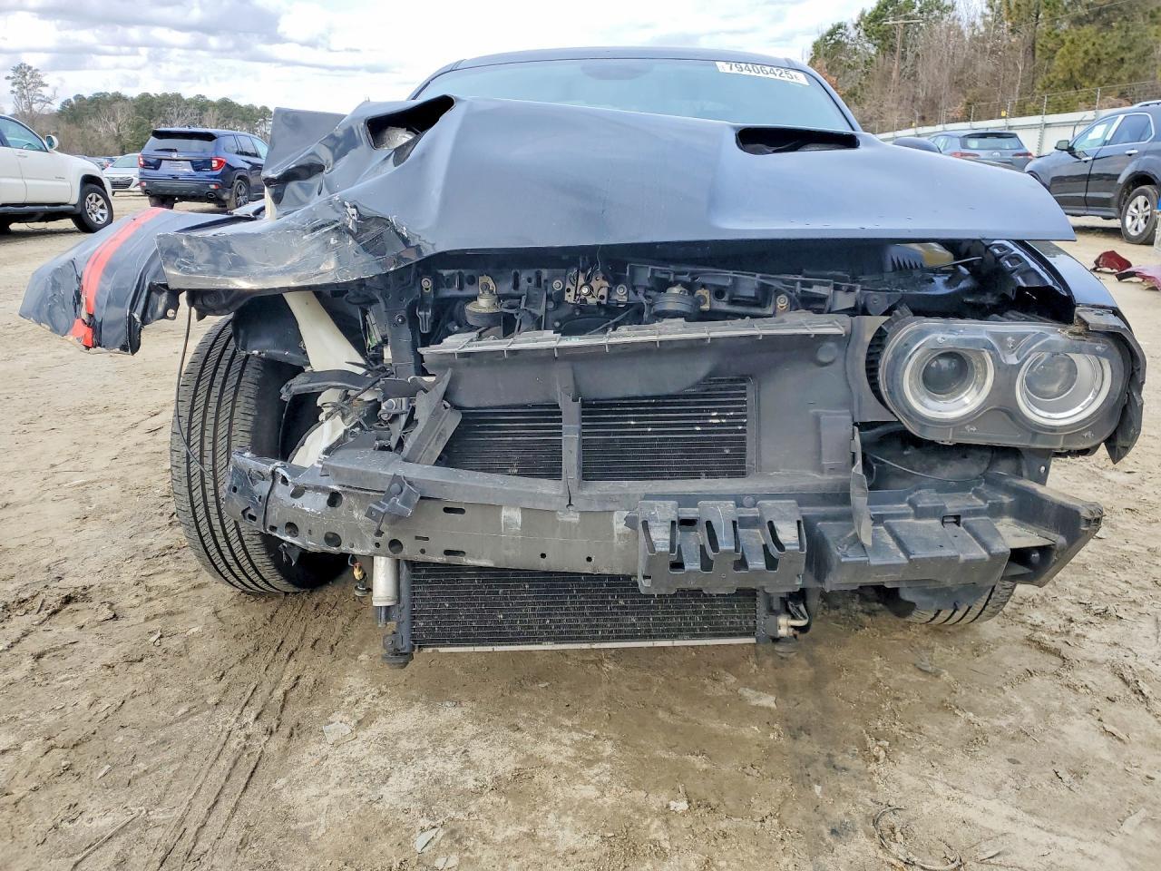 Dodge Challenger - zdjęcie 5