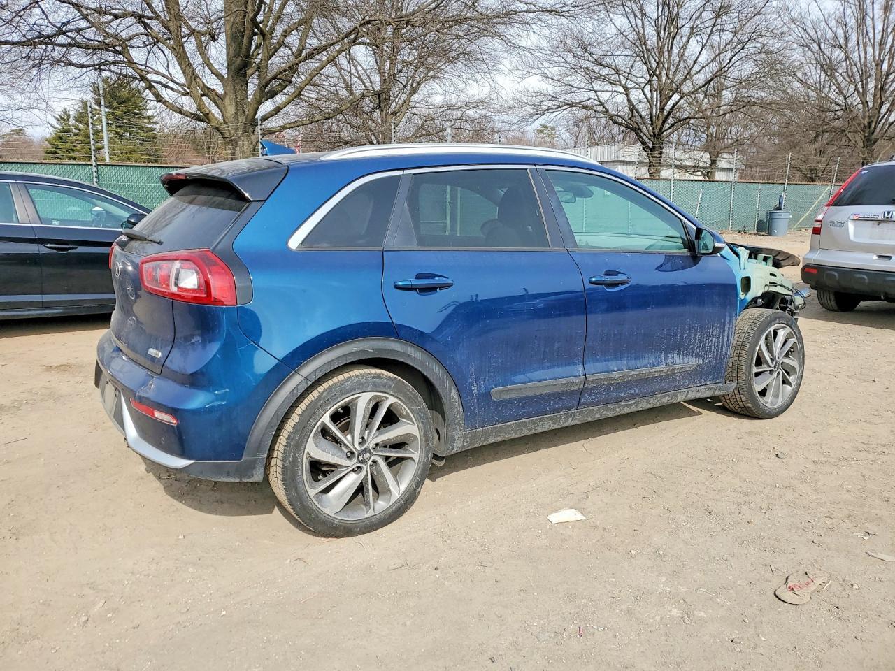 2017 Kia Niro Touring - zdjęcie 3