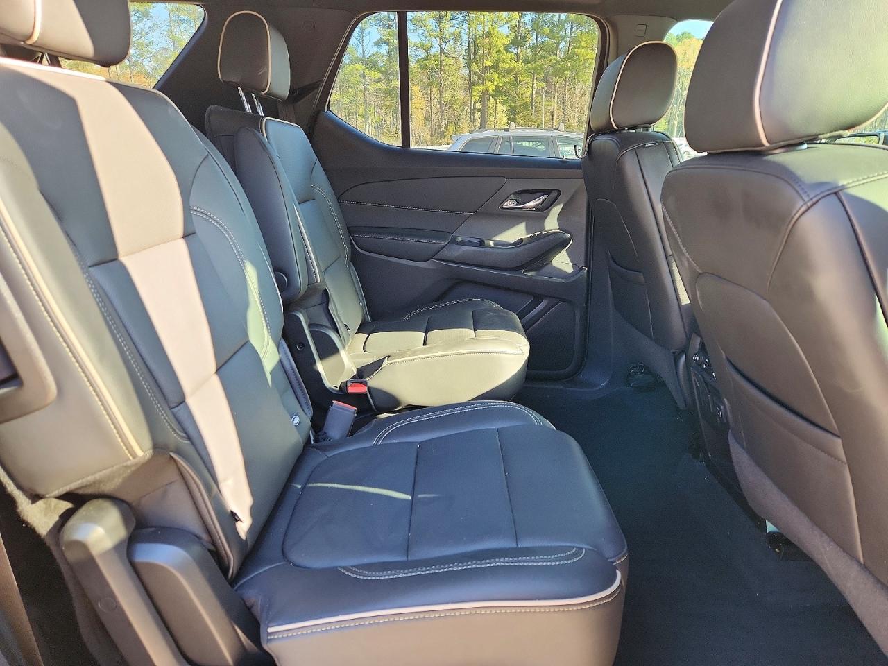 2022 Chevrolet Traverse Fwd Premier - zdjęcie 11
