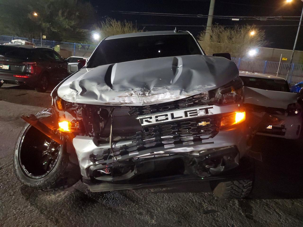 2020 Chevrolet Silverado C1500 Heavy Duty - zdjęcie 5