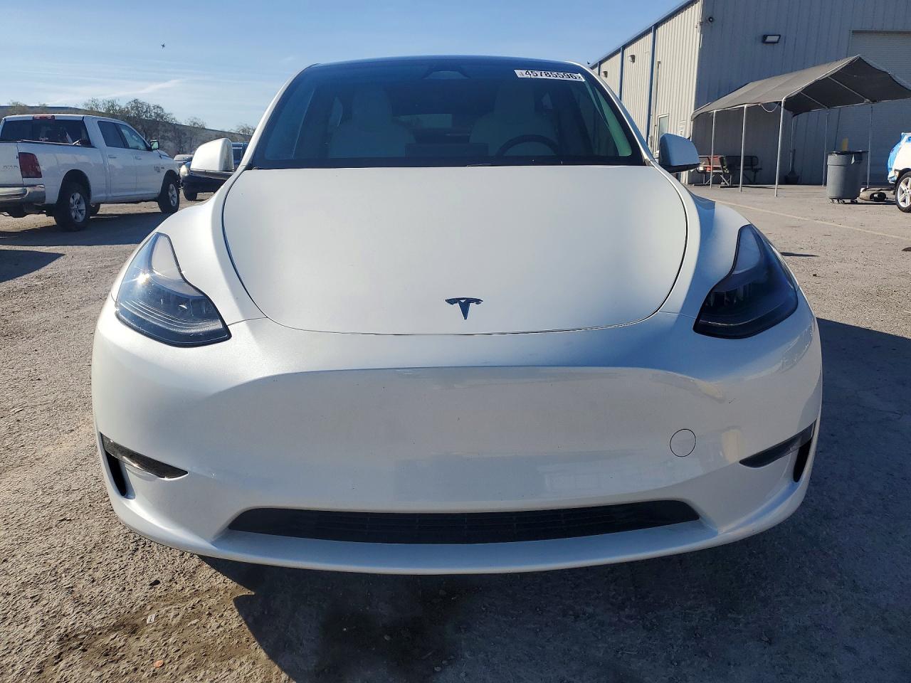 2023 Tesla Model Y - zdjęcie 5