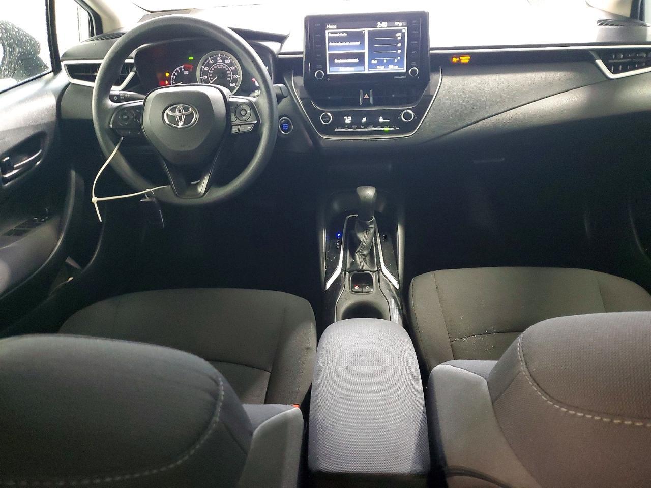 2022 Toyota Corolla Le - zdjęcie 8