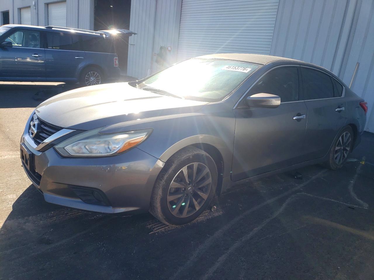 2017 Nissan Altima 2.5 Sv - zdjęcie główne