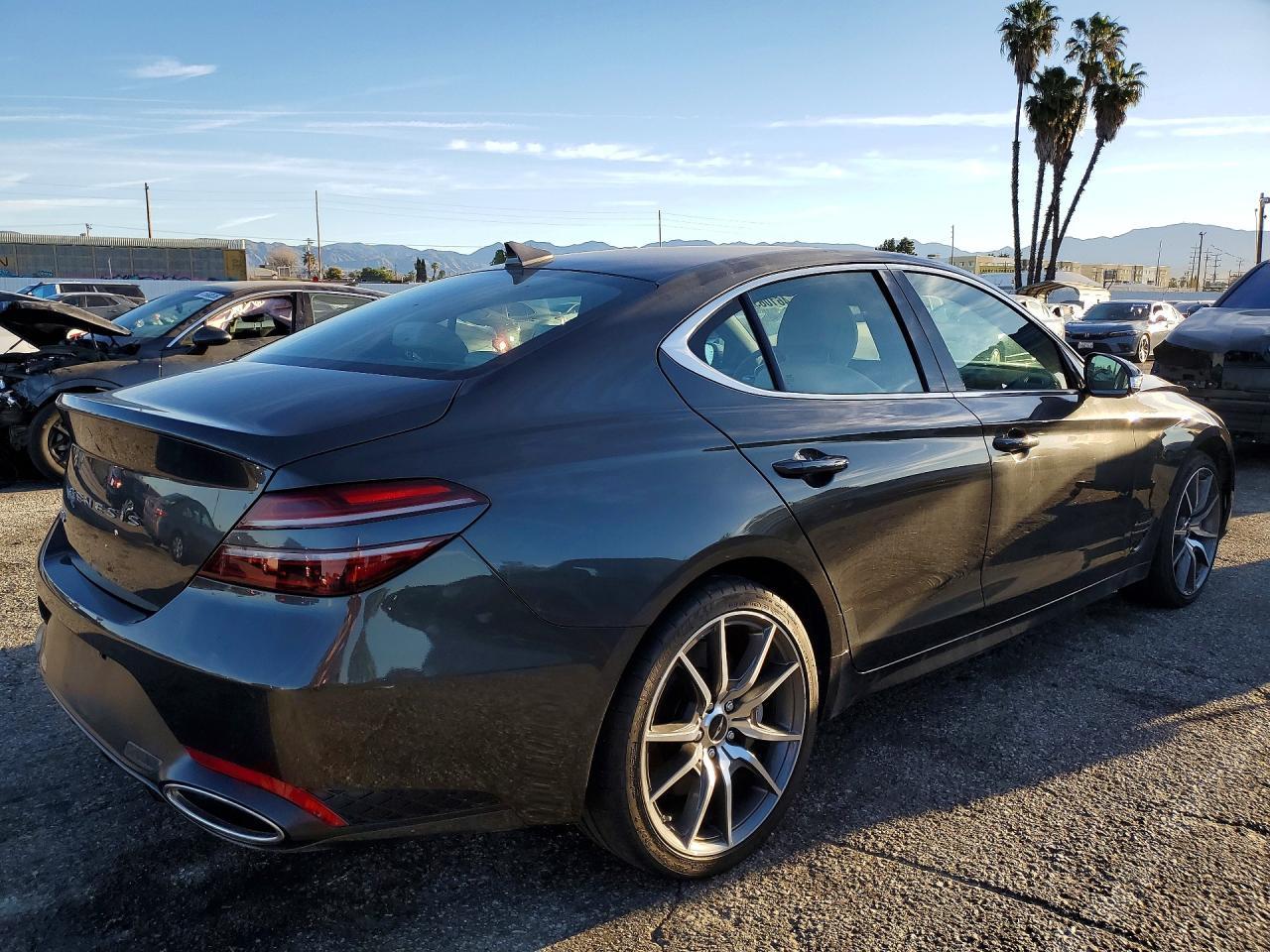 2025 Genesis G70 2.5T Rwd - zdjęcie 3