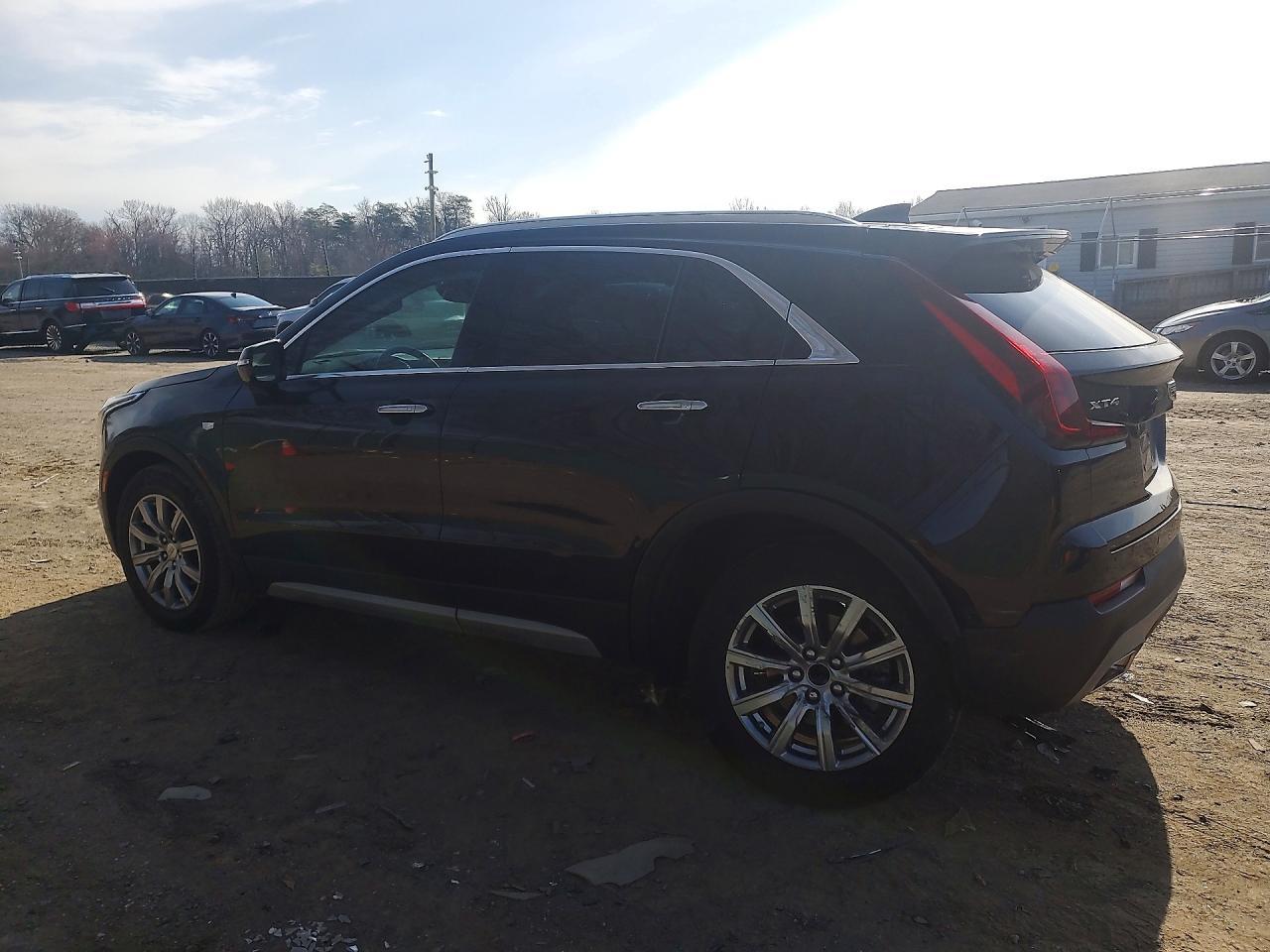 2023 Cadillac Xt4 Premium Luxury - zdjęcie 2