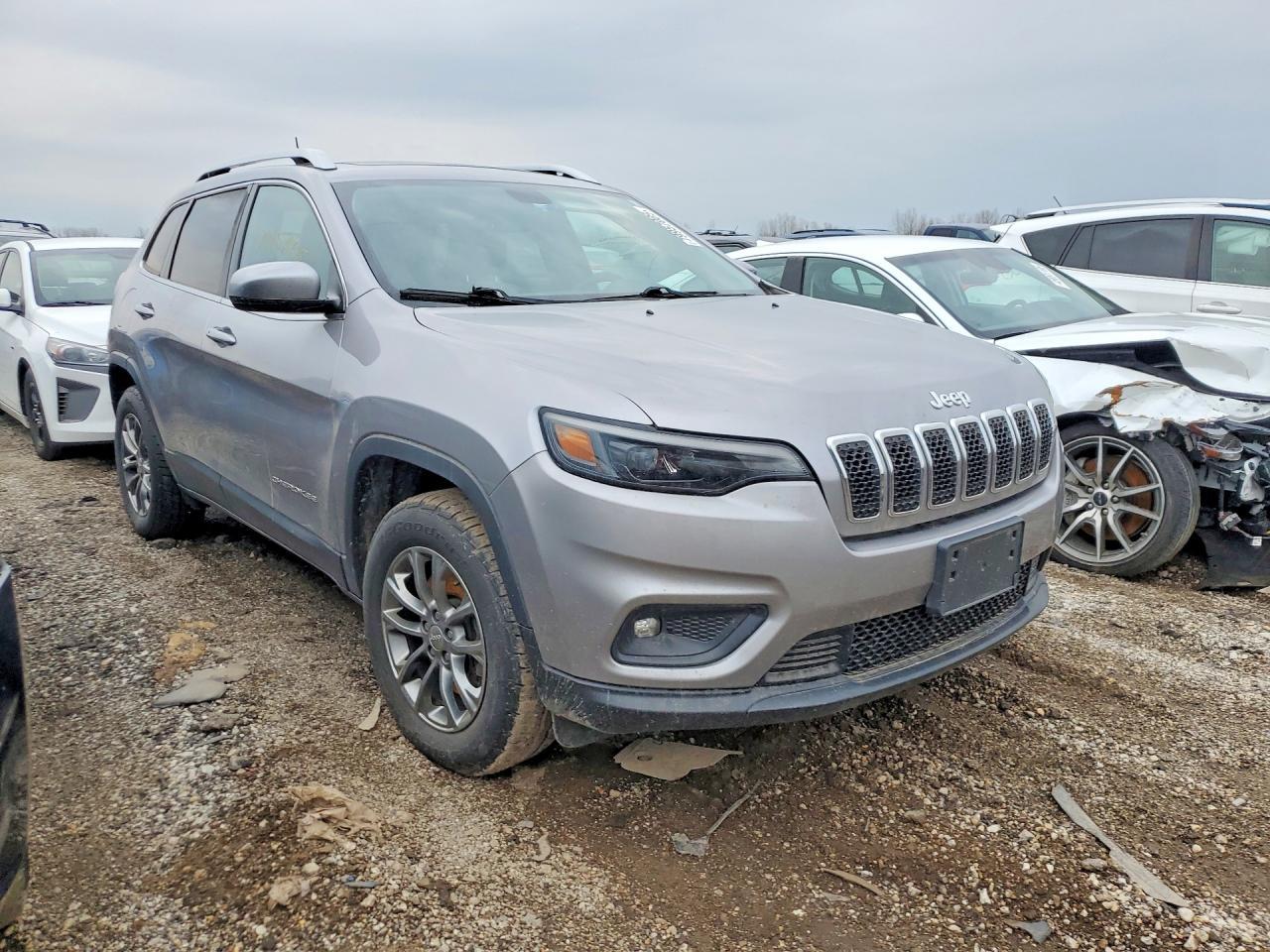 2019 Jeep Cherokee Latitude Plus - zdjęcie 4