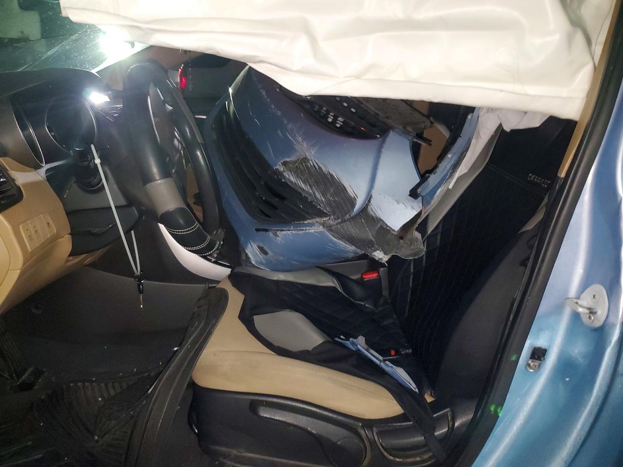 2013 Hyundai Elantra Gls - zdjęcie 7