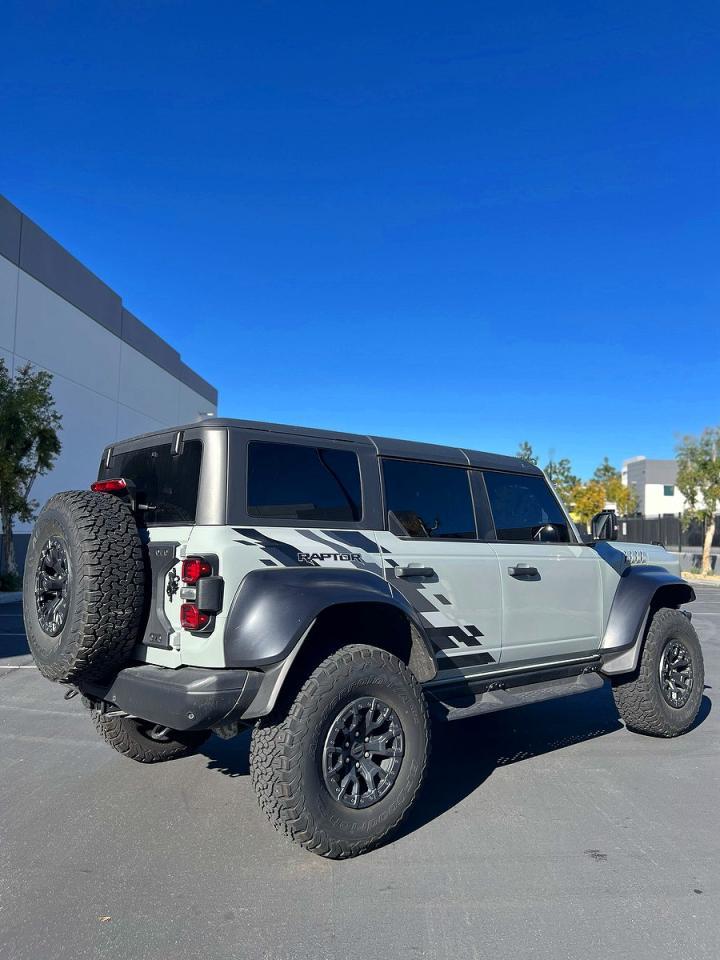 2023 Ford Bronco Raptor - zdjęcie 4