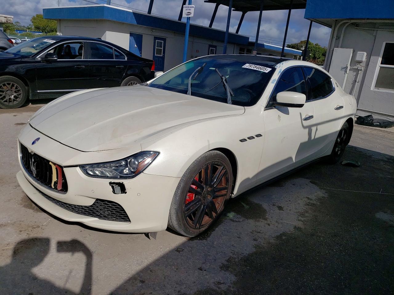 2014 Maserati Ghibli S - zdjęcie główne