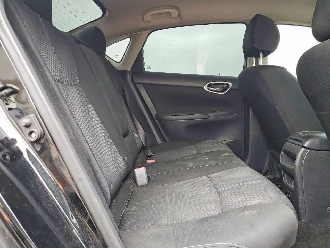 2019 Nissan Sentra Sr - zdjęcie 10