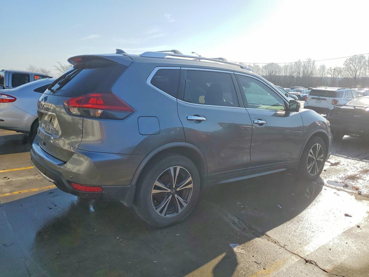 2019 Nissan Rogue Sv - zdjęcie 3