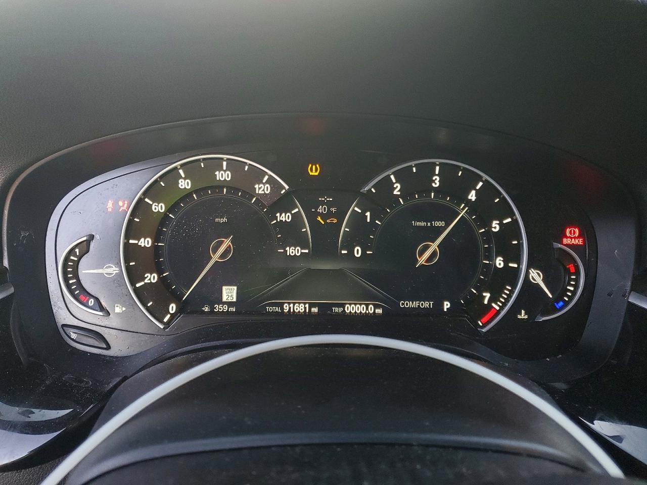 2019 BMW 530 I - zdjęcie 9