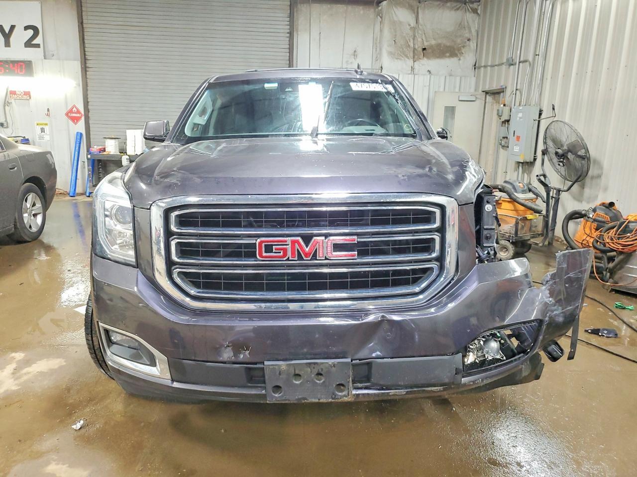 2016 GMC Yukon Slt - zdjęcie 5