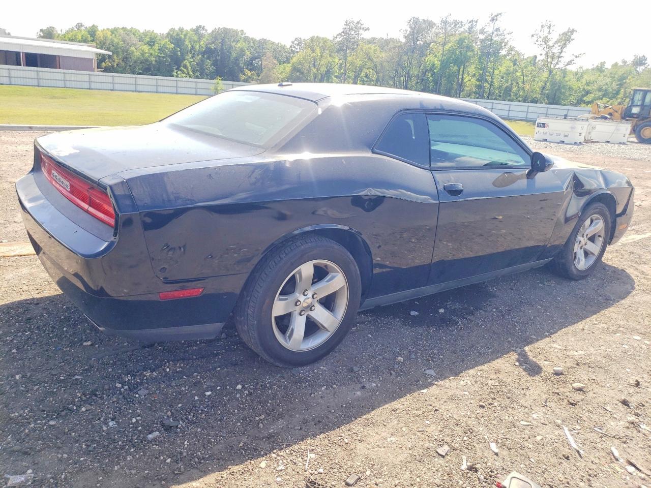 2014 Dodge Challenger Sxt - zdjęcie 3