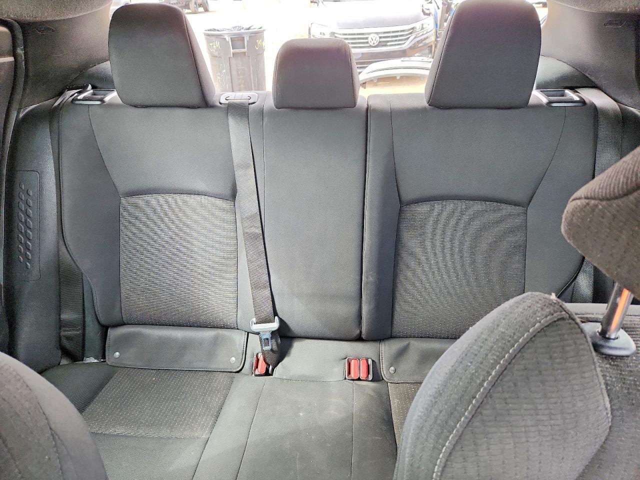 2019 Toyota C-Hr Le - zdjęcie 10