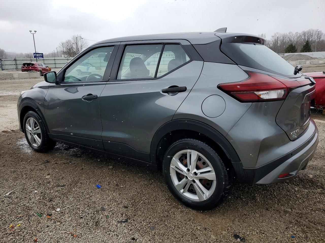 2021 Nissan Kicks S - zdjęcie 2