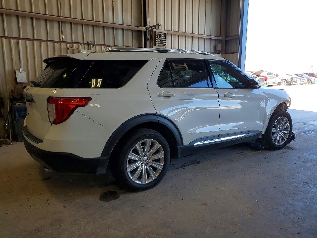 2022 Ford Explorer Limited - zdjęcie 3