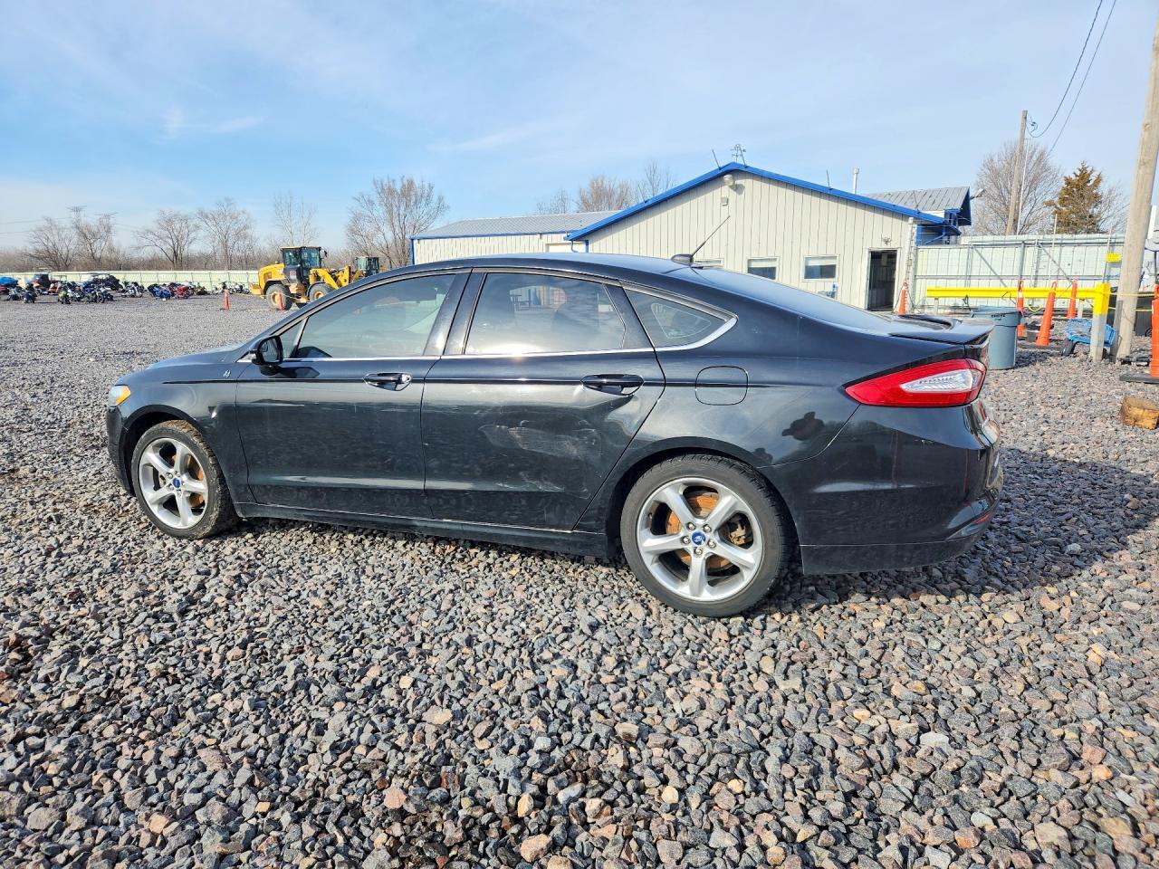 2014 Ford Fusion Se - zdjęcie 2