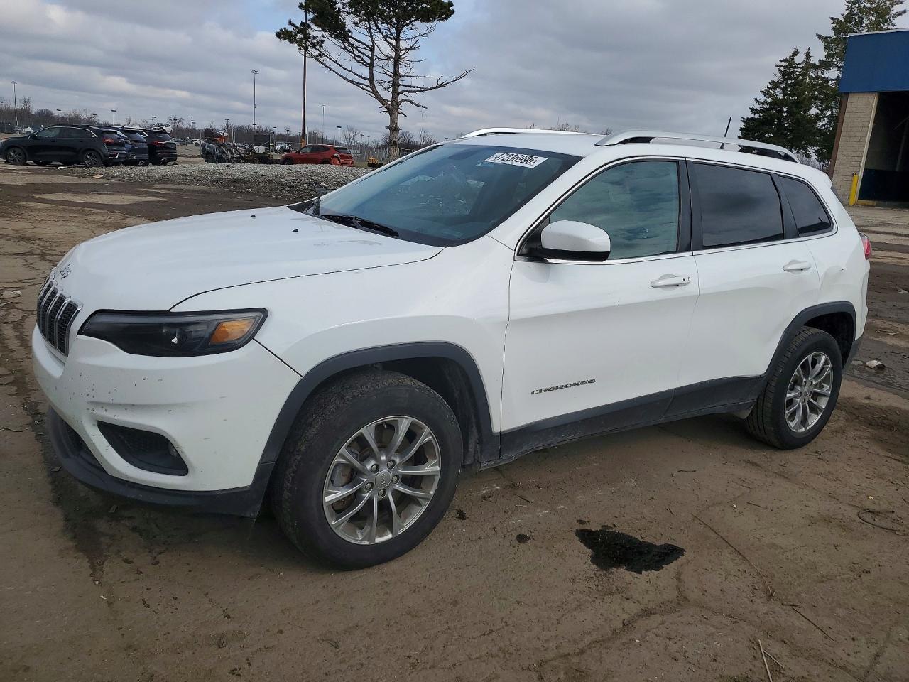 2019 Jeep Cherokee Latitude Plus - zdjęcie główne