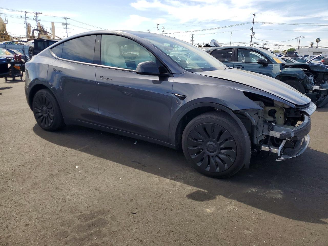 2022 Tesla Model Y - zdjęcie 4