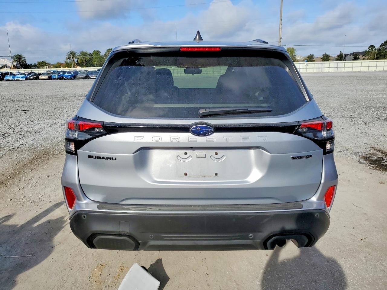 2025 Subaru Forester Touring - zdjęcie 6