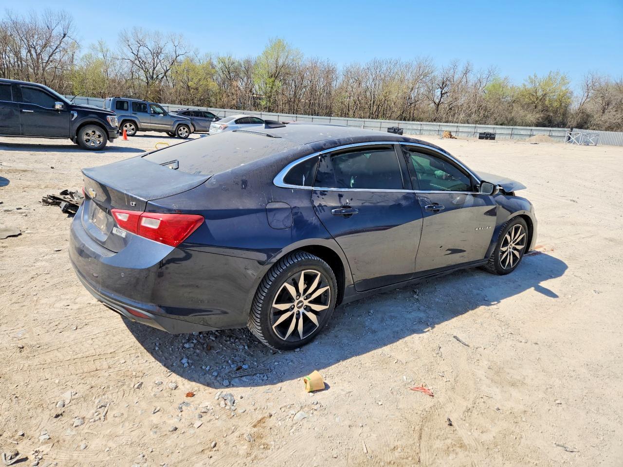 2016 Chevrolet Malibu - zdjęcie 3