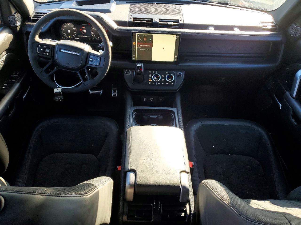 2023 Land Rover Defender 110 - zdjęcie 8