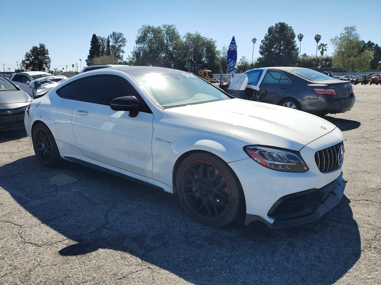 2021 Mercedes-Benz C 63 Amg - zdjęcie 4