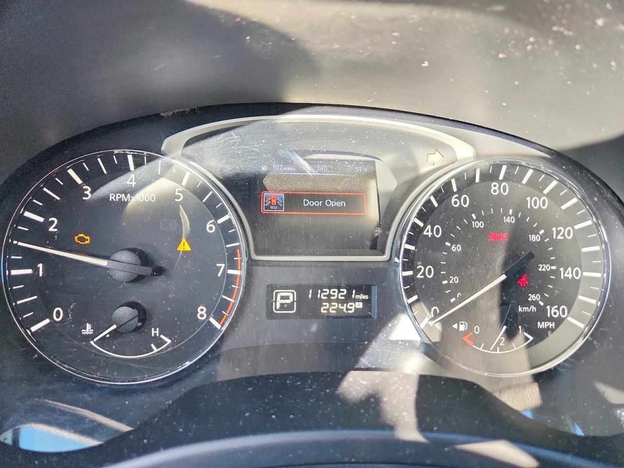 2014 Nissan Pathfinder Sv - zdjęcie 9