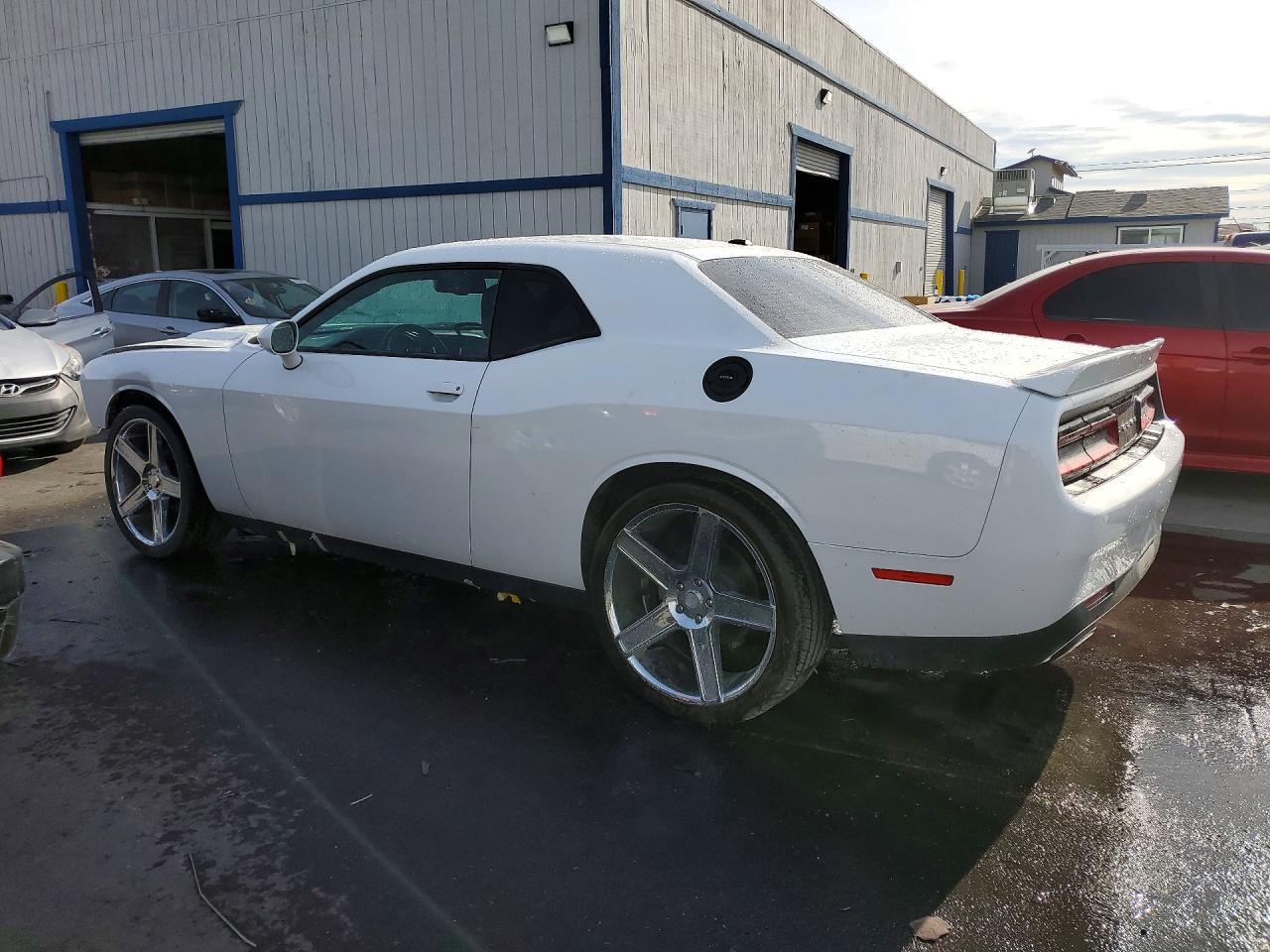 2019 Dodge Challenger Sxt - zdjęcie 2