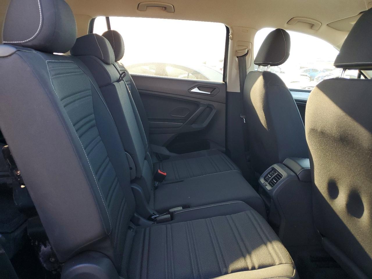 2022 Volkswagen Tiguan S - zdjęcie 11