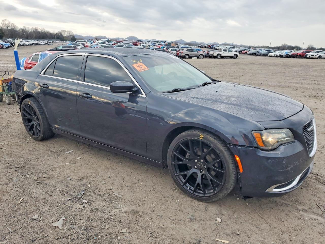 2017 Chrysler 300 Limited - zdjęcie 4