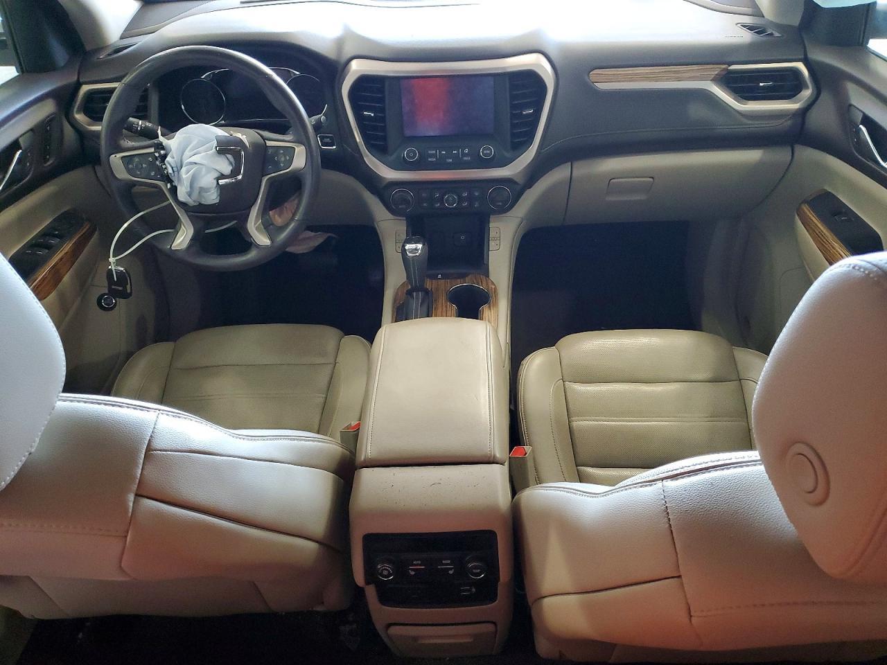 2019 GMC Acadia Denali - zdjęcie 8