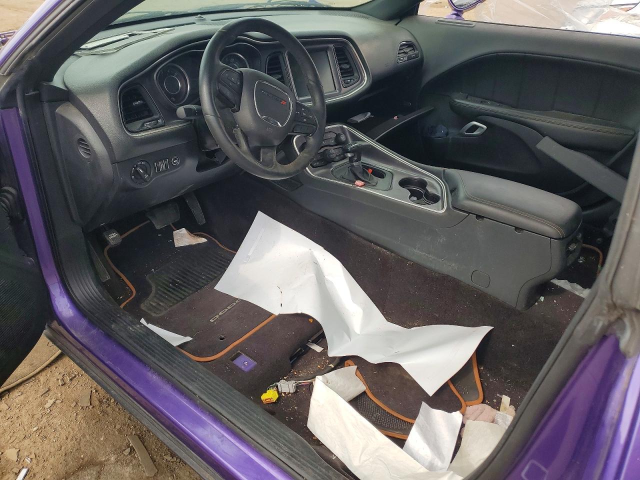 2016 Dodge Challenger R - zdjęcie 8