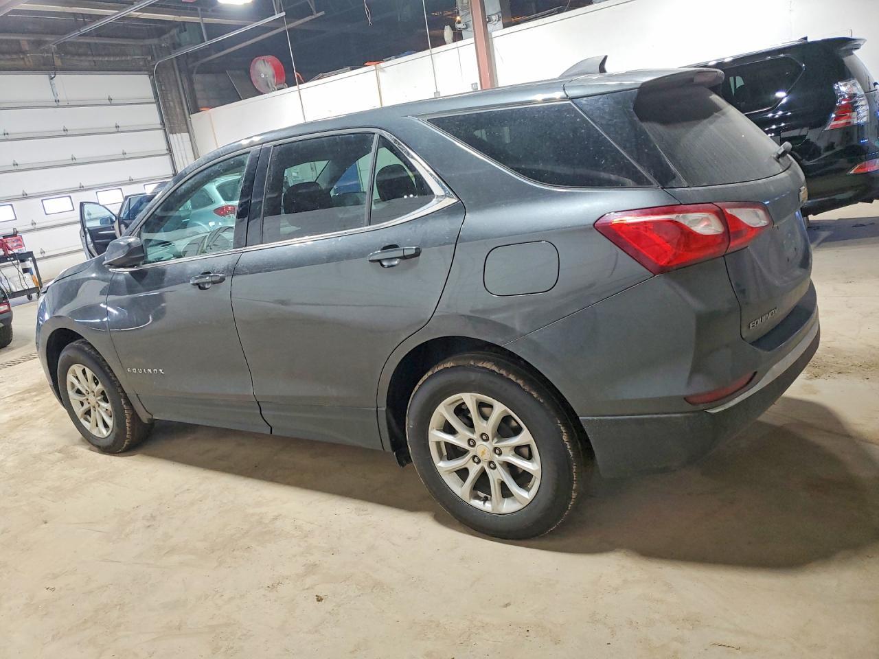 2020 Chevrolet Equinox Lt - zdjęcie 2