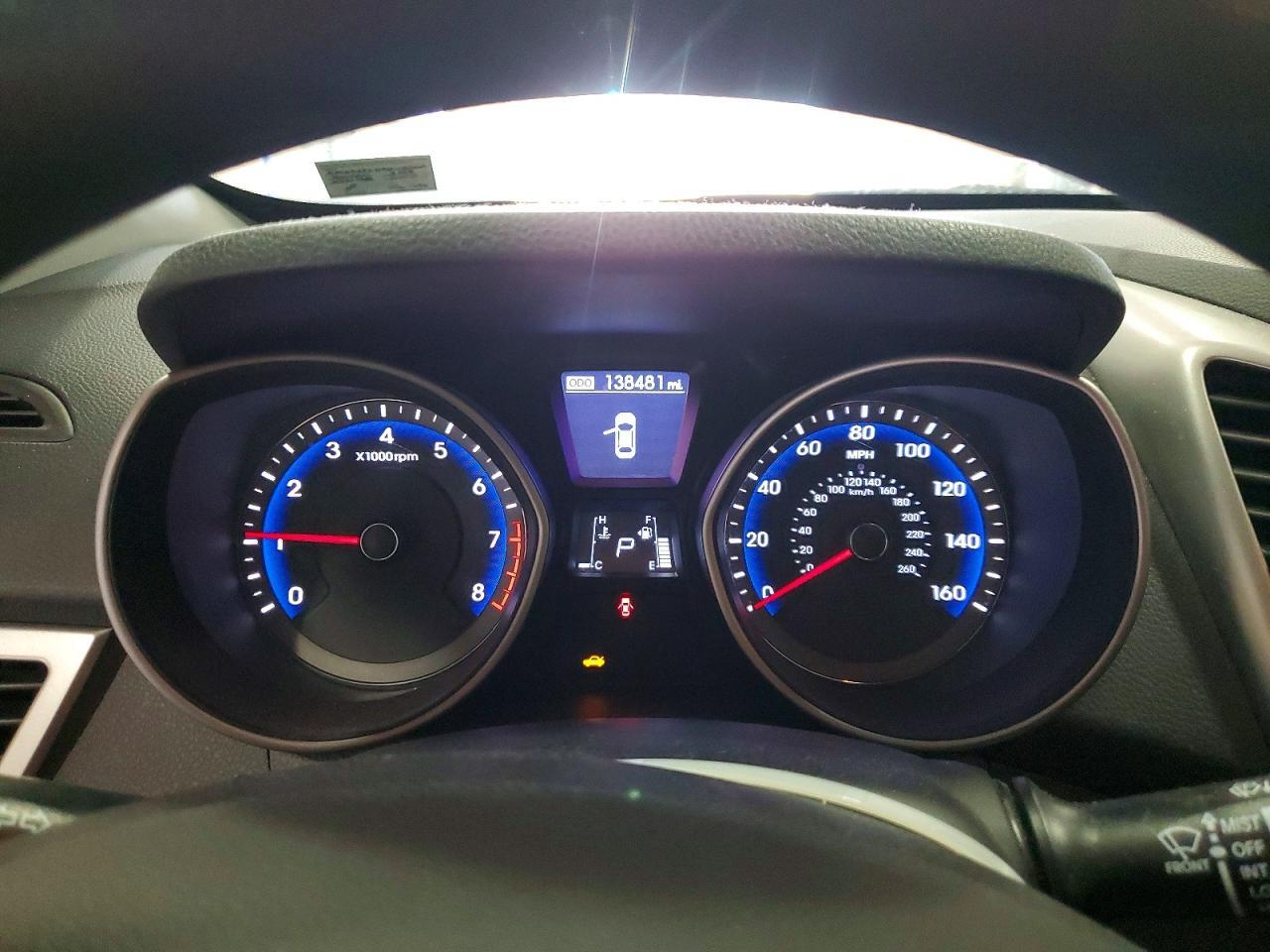 2017 Hyundai Elantra Gt Base - zdjęcie 9