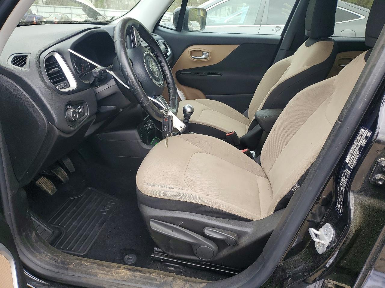 2015 Jeep Renegade Latitude - zdjęcie 7