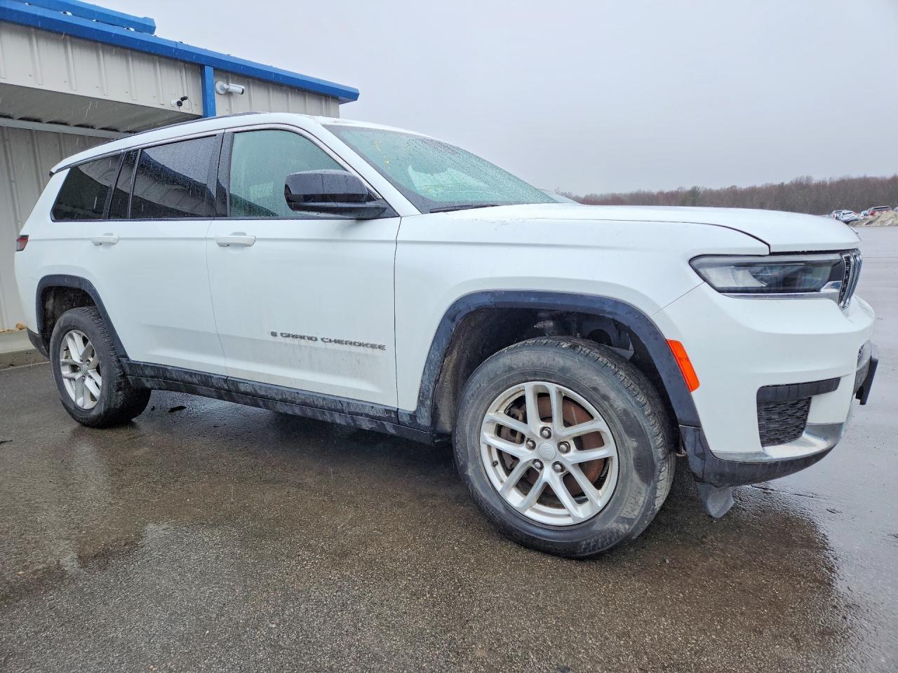 2021 Jeep Grand Cherokee L Laredo - zdjęcie 4