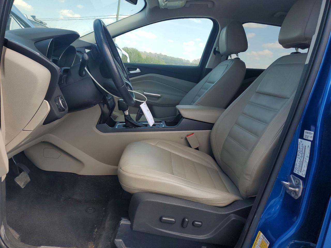 2017 Ford Escape Titanium - zdjęcie 7