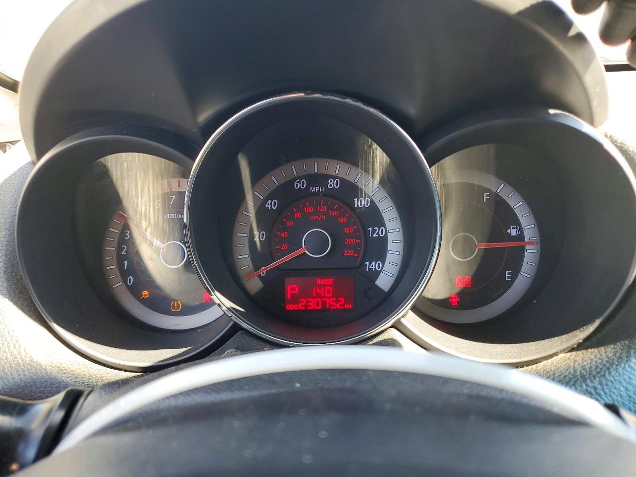2013 Kia Forte - zdjęcie 9
